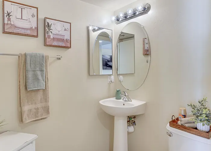 Holiday home Desert Oasis Near Saguaro & Downtown *
