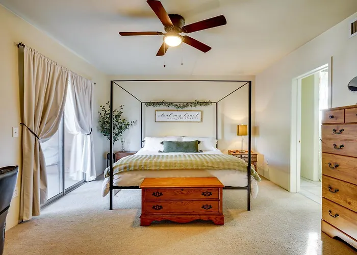Desert Oasis Near Saguaro & Downtown Holiday home Tucson